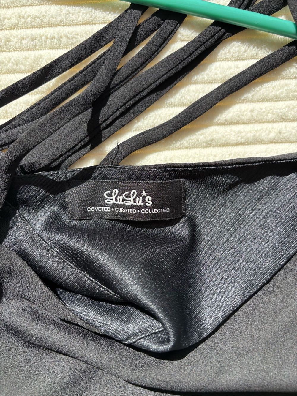 LuLu’s Black Strappy Cage Back Flowy Mini Dress Size M - Picture 5 of 6
